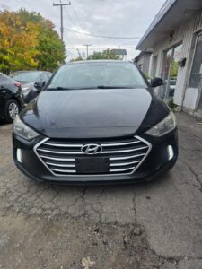 2017 hyundai elantra gl Automatic 4cylnder 281000 km Back up camera 📷 Navigation 